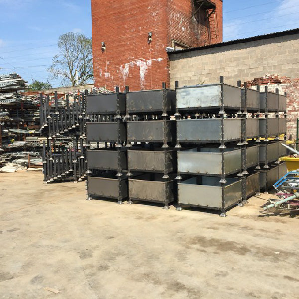 Industrial Stillage Bins Which Can Be Stacked 
