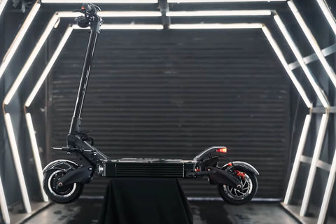EMOVE ROADSTER - FASTEST PRODUCTION ELECTRIC SCOOTER