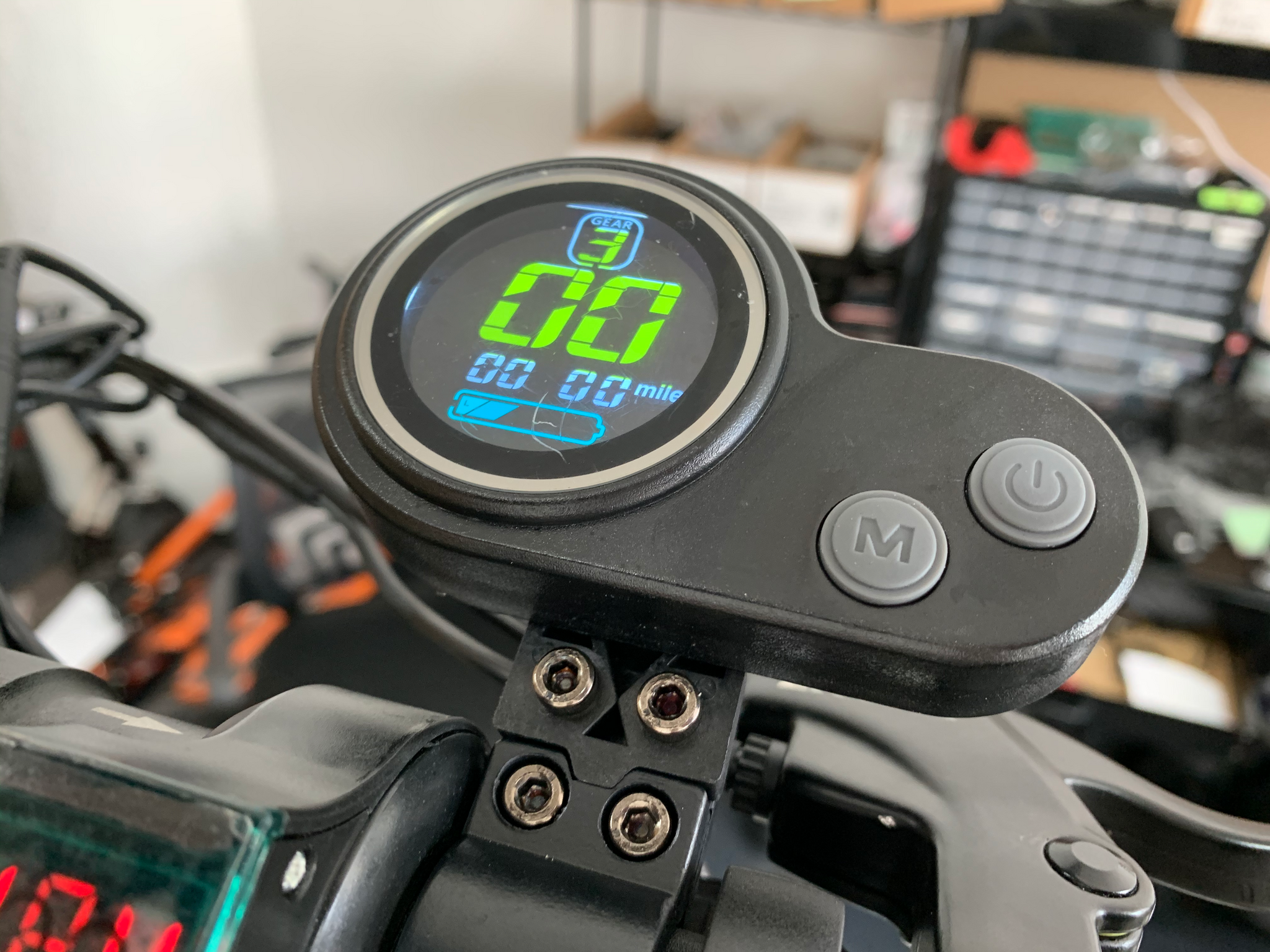 New LCD Display with the Thumb Throttle