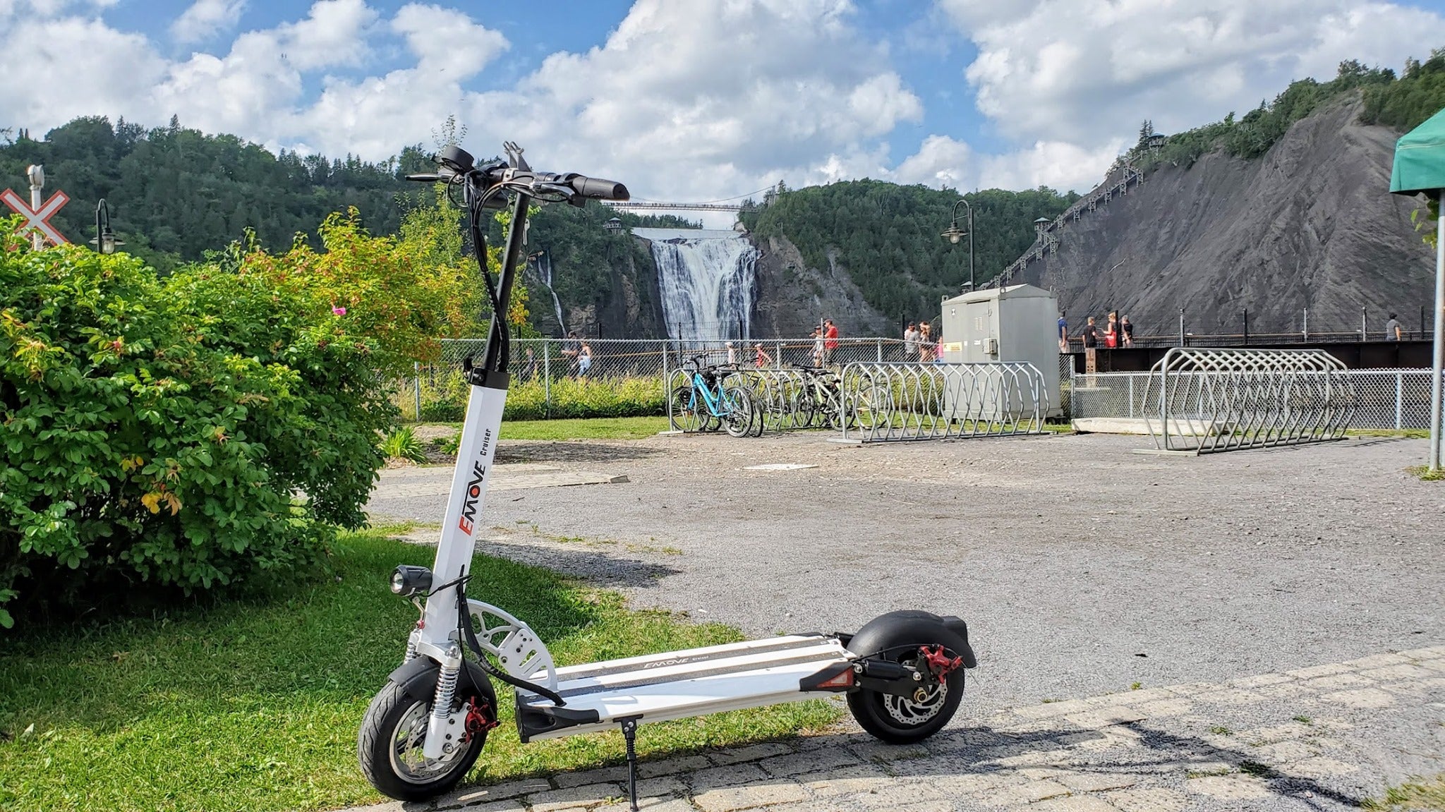 EMOVE Cruiser White in Canada