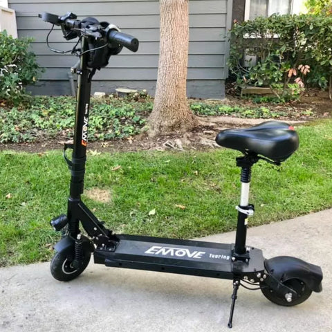 EMOVE Touring electric scooter with seat, Credit: Jaclyn Oliver (Facebook)