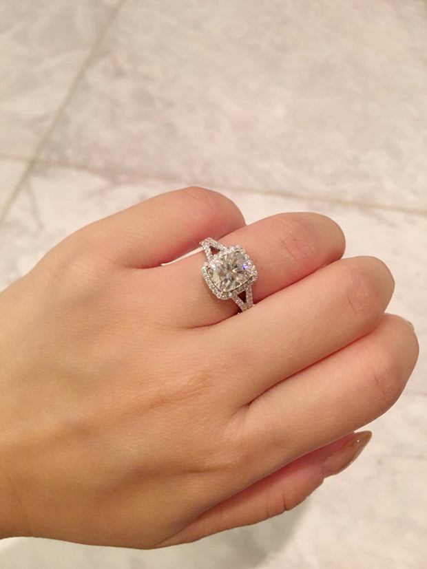 cushion cut moissanite