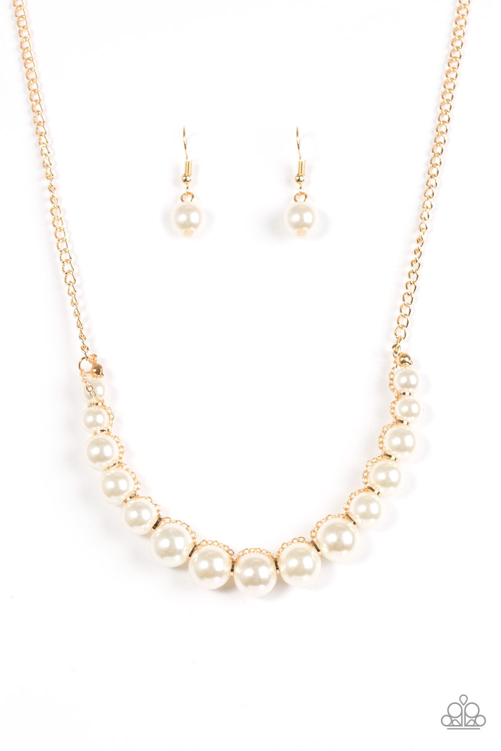 pearl necklace with gold chain