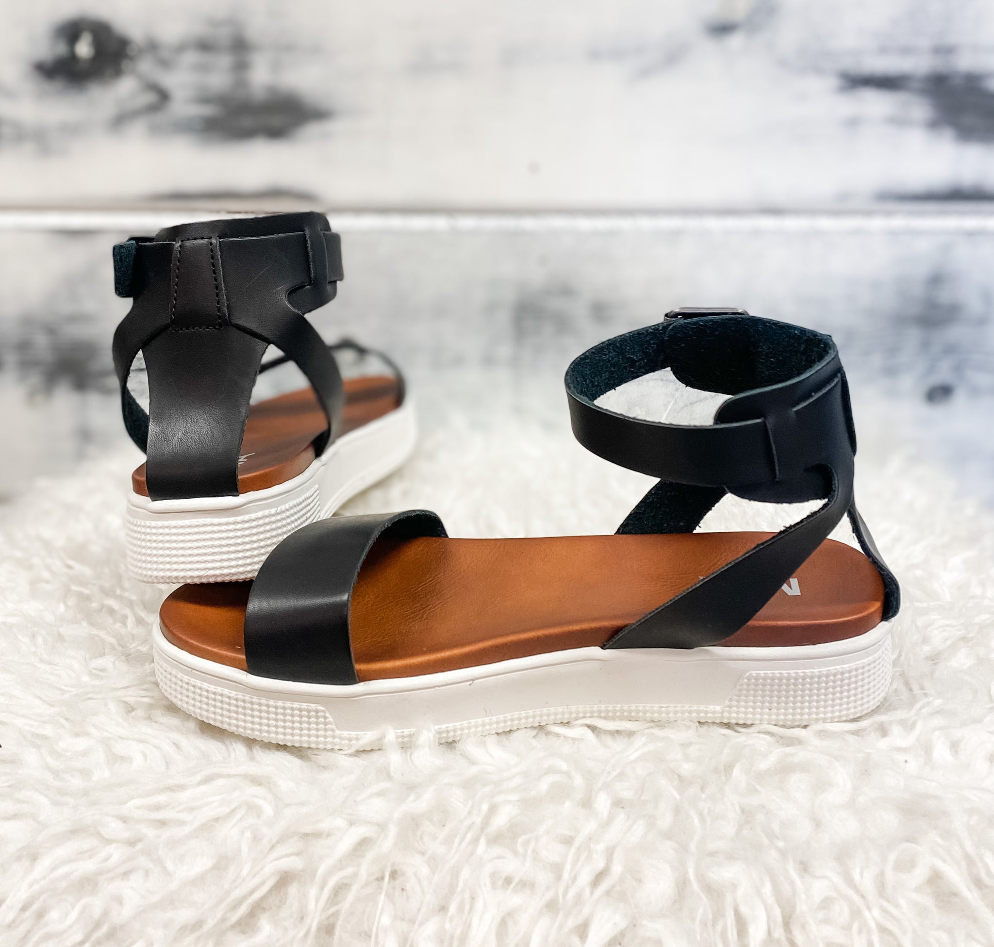 mia black sandals