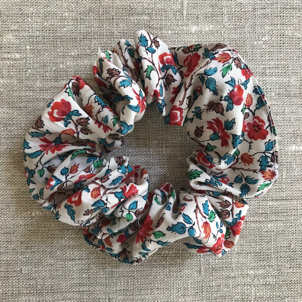 Liberty Scrunchies - Various Prints Available – Textile & Twig