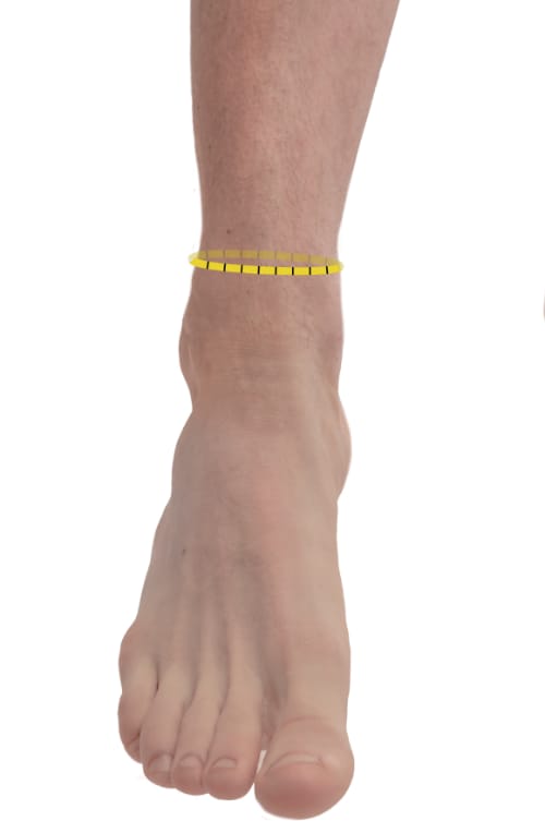 Size chart image of where to measure for an ankle measurement