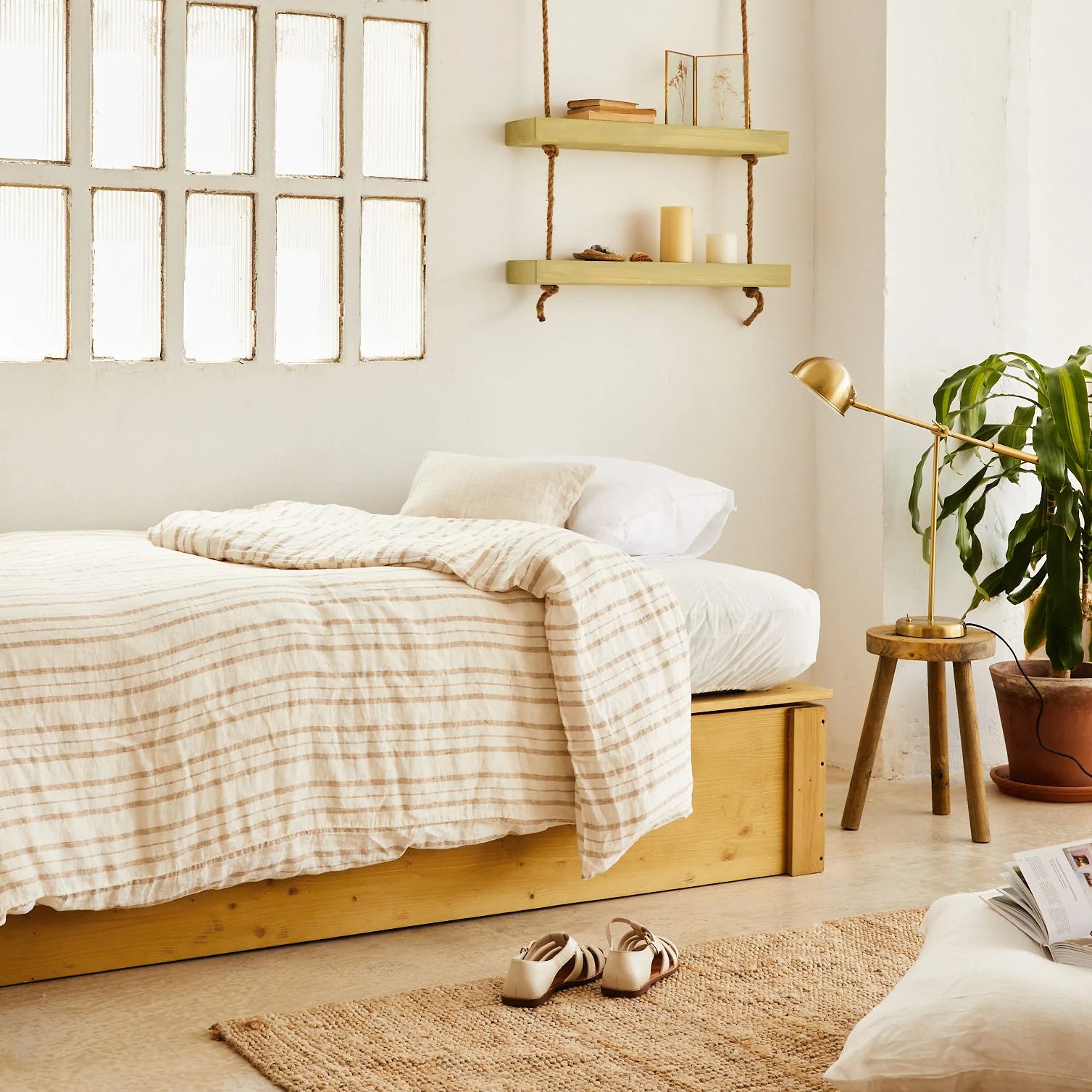 20 ideas para aprovechar el espacio que no se ve del dormitorio