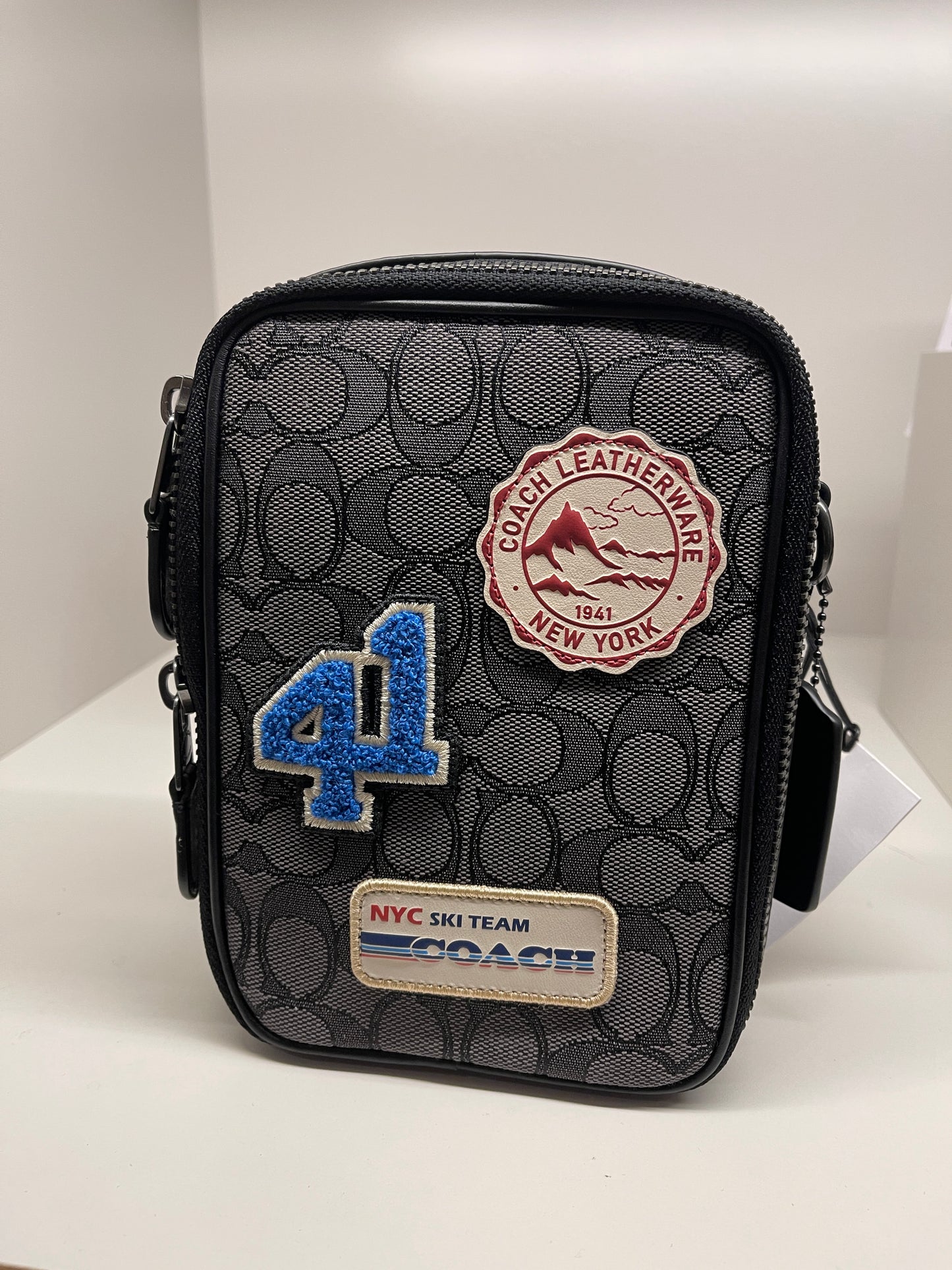 COACH】Stanton Crossbody With Ski Patches 