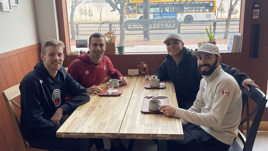 Maxime Laoun en Corée du Sud coffeeshop