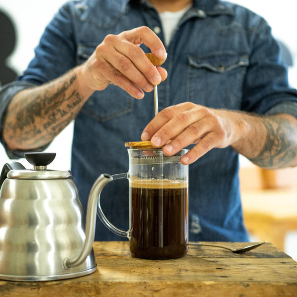 Comment faire du café dans une cafetière à piston ?