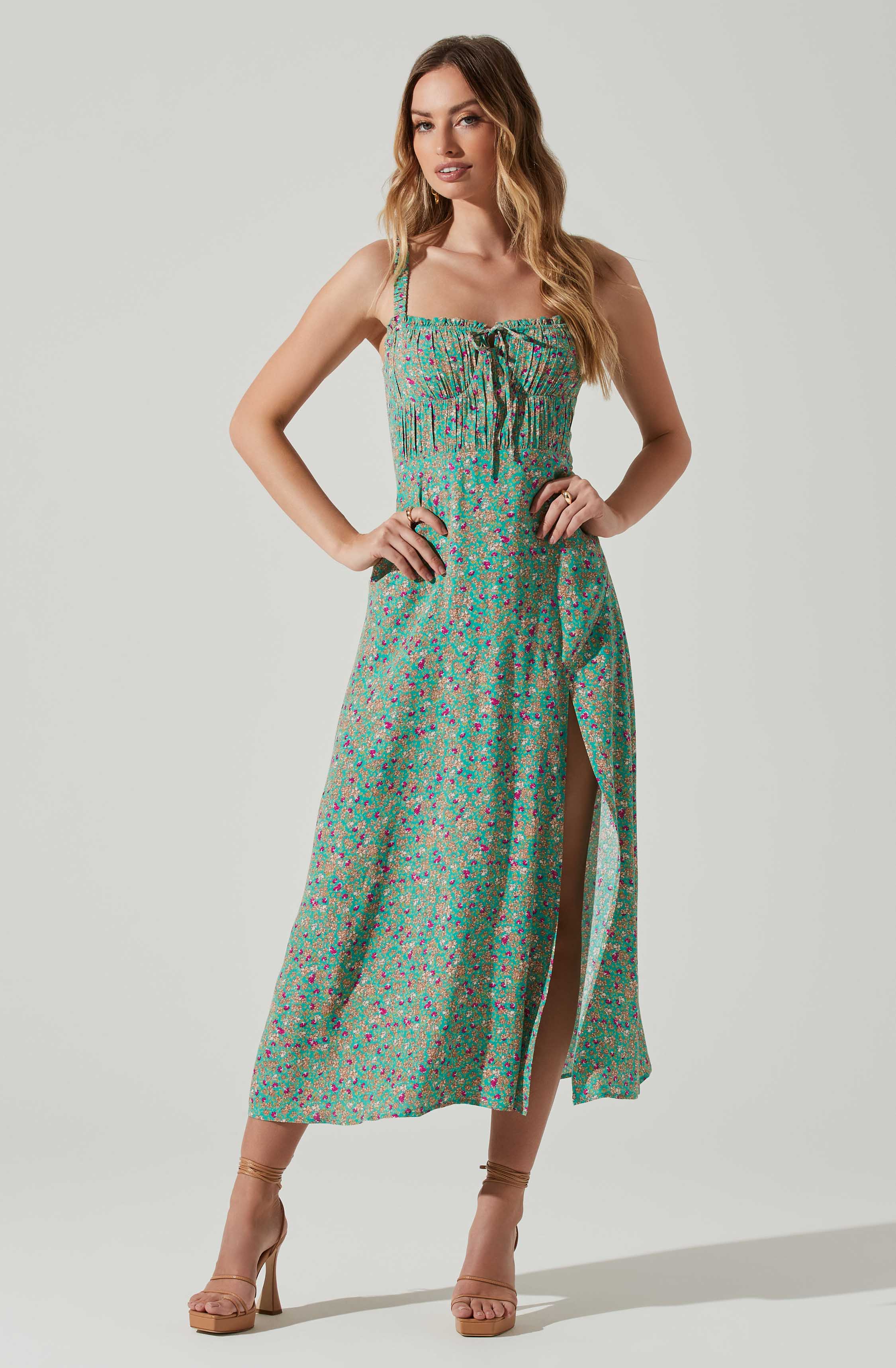 Kalina Floral Pleated Bust Midi Dress – ASTR The Label