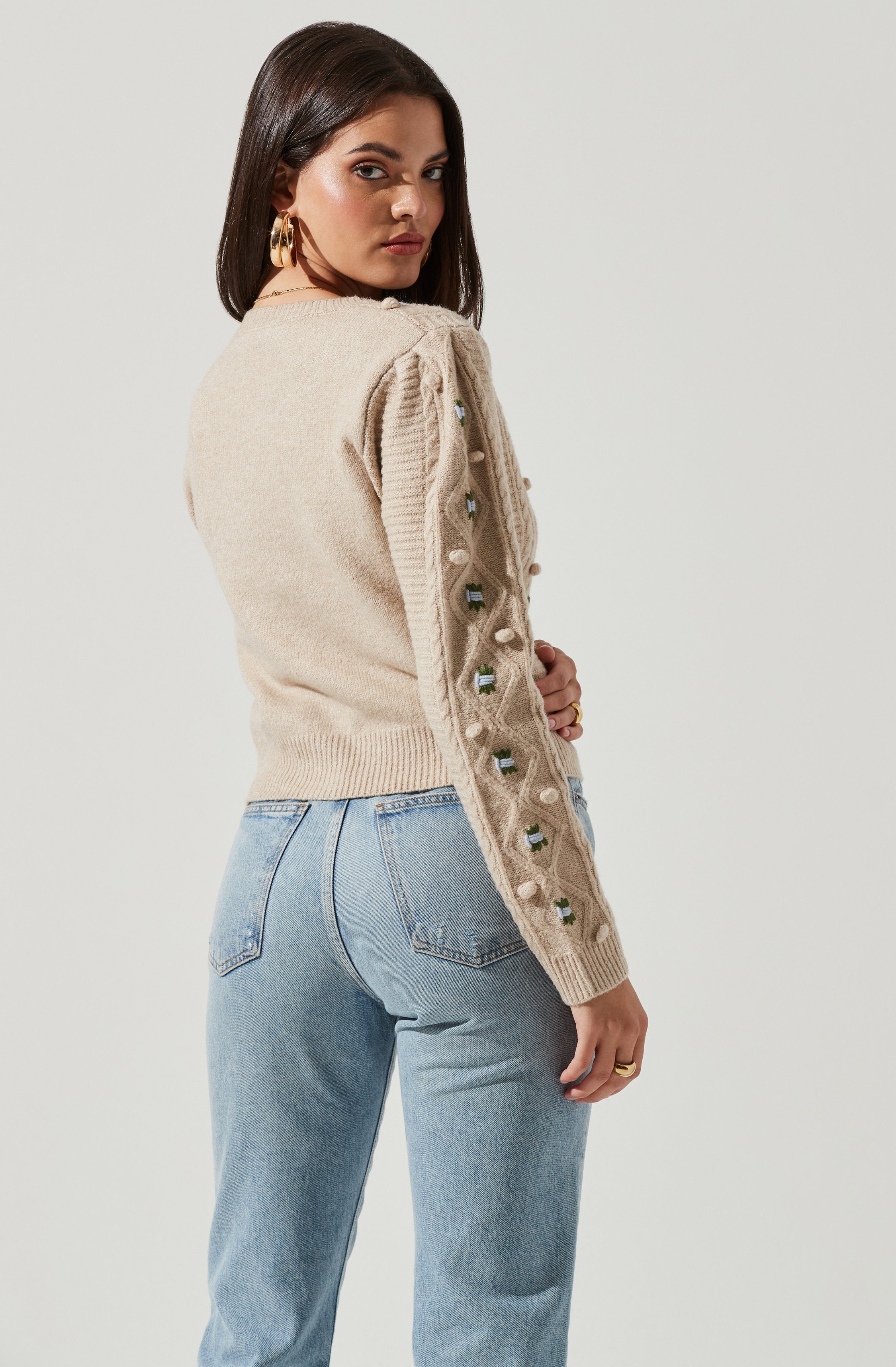 Floral Embroidered Cable Knit Cardigan