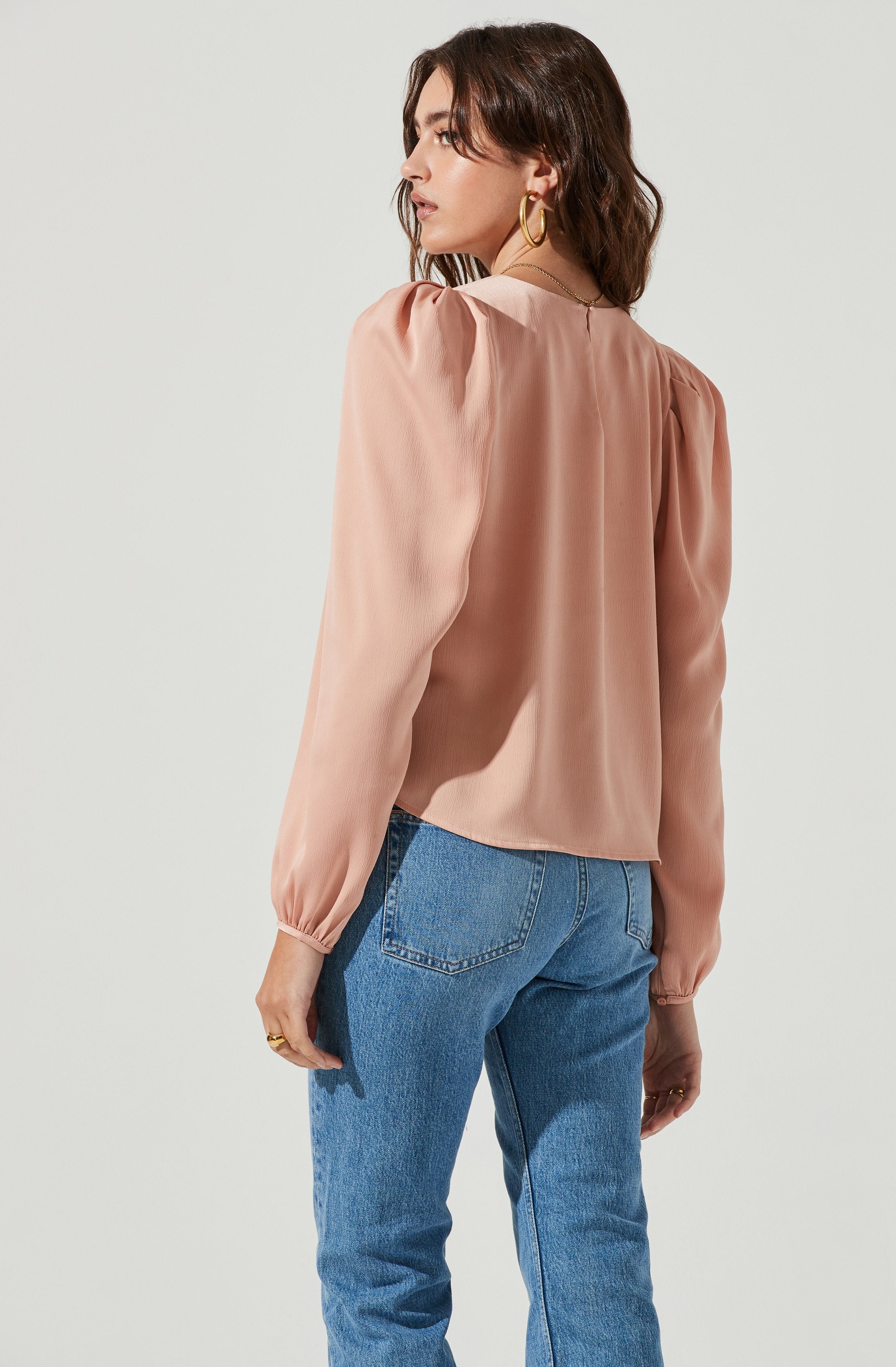 Puff Shoulder Long Sleeve Top