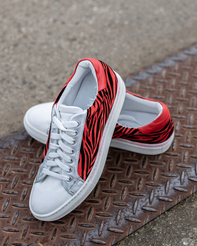 red printed sneaker