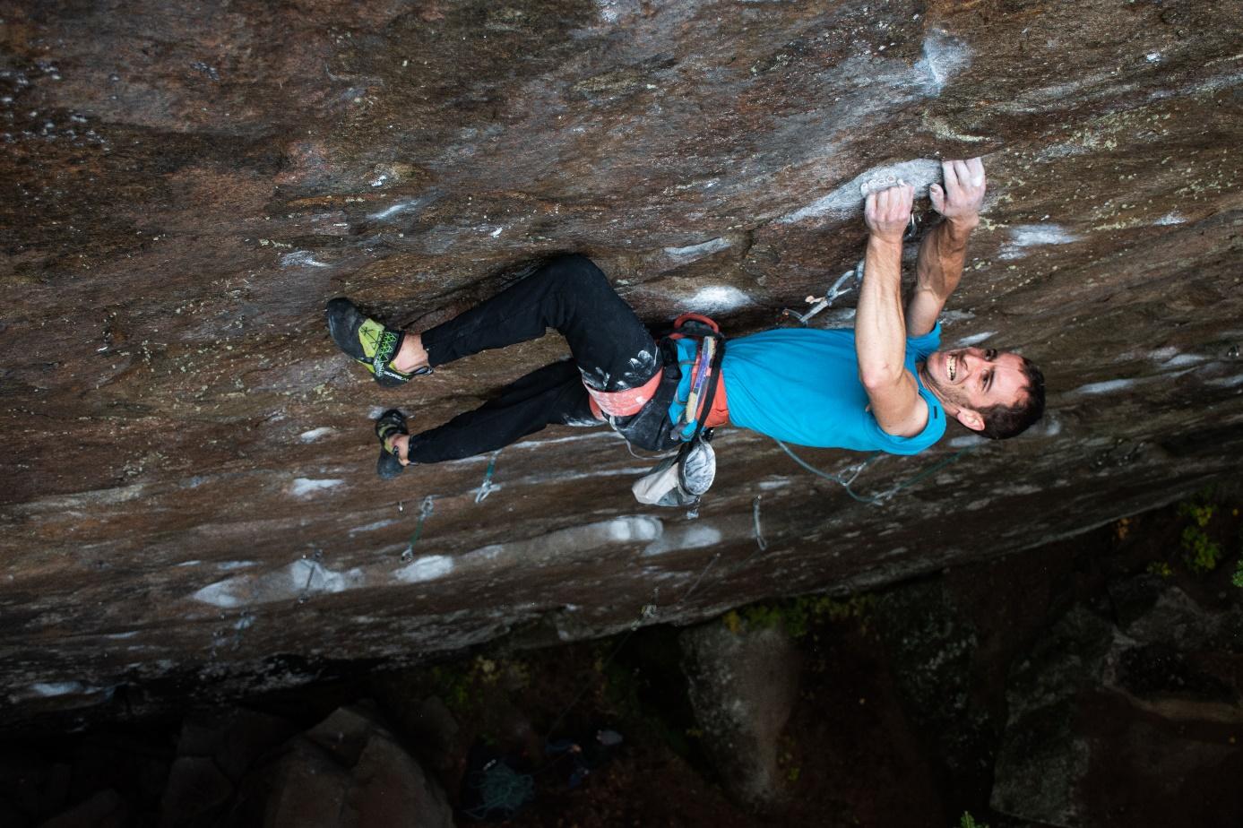 Felicien Roy climbing Poumon d'acier 5.13d at Sanatorium