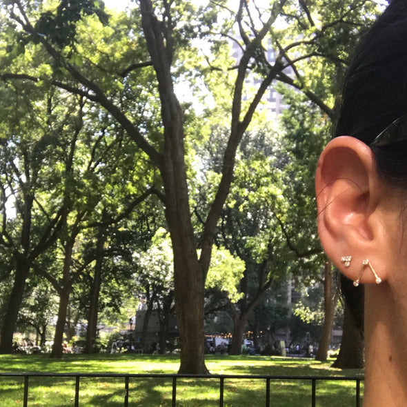 Le Basic Triple Bezel Stud Earring (single)