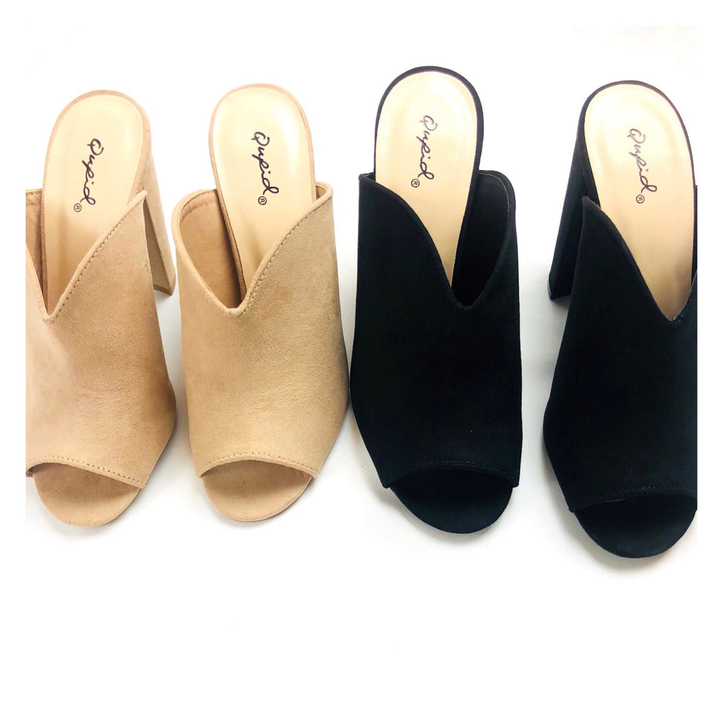 block heel closed toe mules