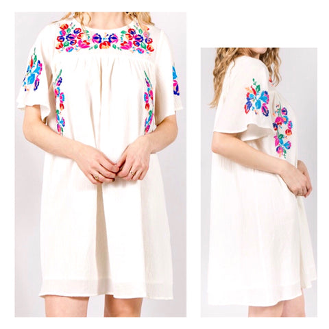 Off White Embroidered Floral Short Sleeve Shift Dress with Pleated Back ...