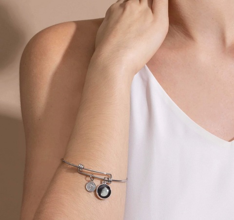 https://www.moonglow.com/products/moonstock-custom-bangle-bracelet