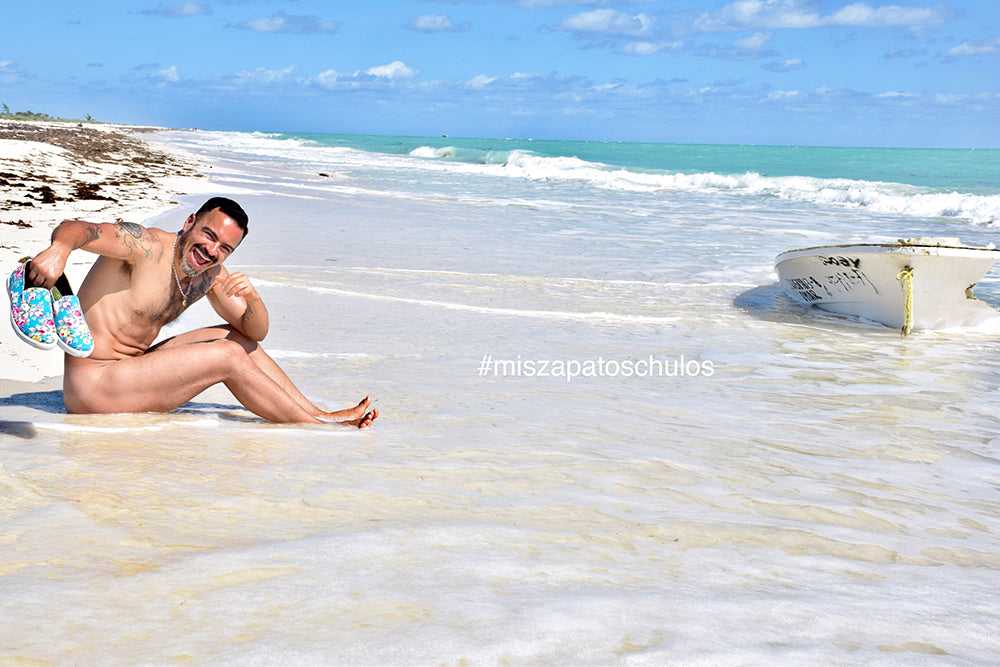 salvador nunez foot wea, mis zapatos chulos, playa, nude, desnudo en la playa