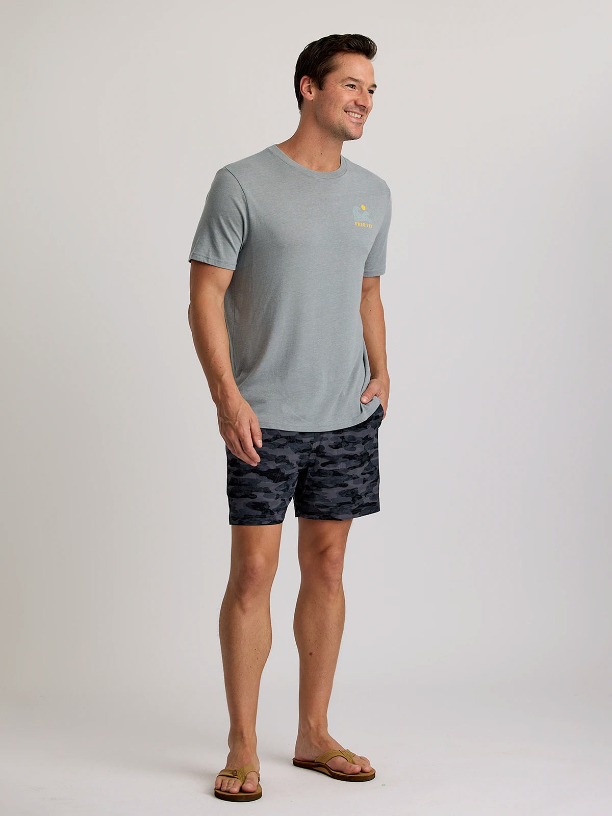 Men's Bamboo-Lined Active Breeze Short – 5.5" - Seasmoke Camo Black