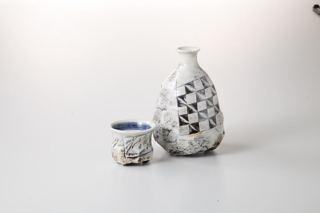 Handcrafted Sake Carafe Set 19-52-43