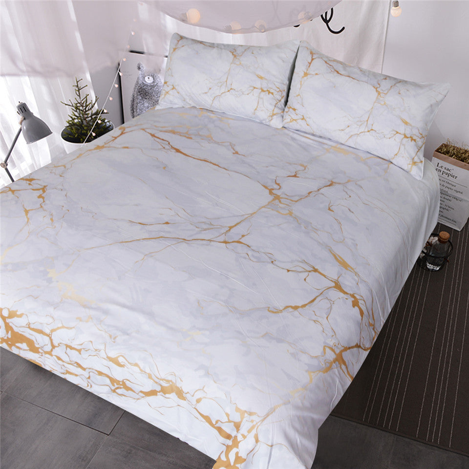 white and gold bedroom decor