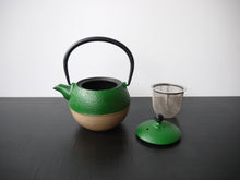 Load image into Gallery viewer, URUSHI | Japanese Lacquer Tea Pot