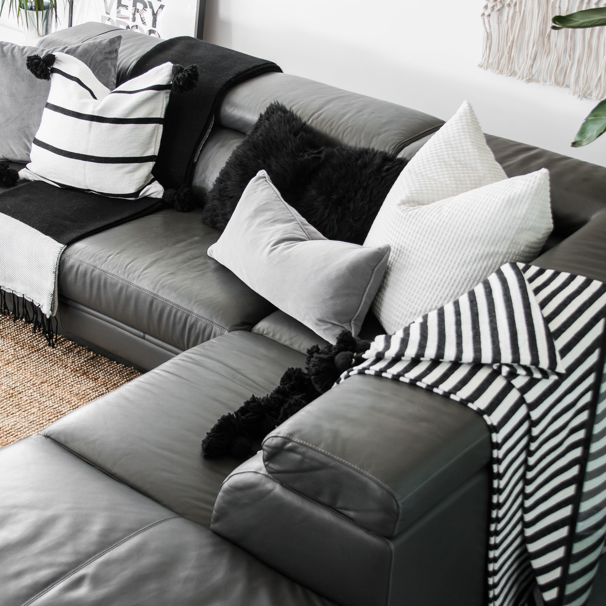 MOROCCAN POM POM BLANKET BLACK AND WHITE STRIPES Fusion Ber