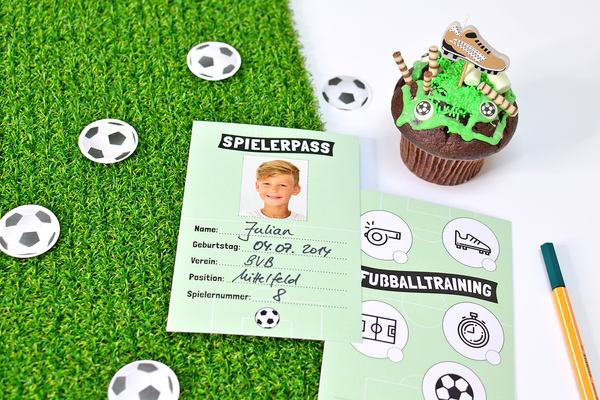 Spielerpass Fußball Party Box Kindergeburtstag Dekoration inabox.de