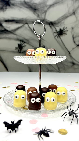 Halloween DIY Schokokuss Geister mit Zuckeraugen zum selber machen inabox.de