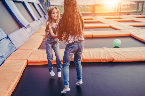 Kindergeburtstag Trampolin Location Ideen inabox.de