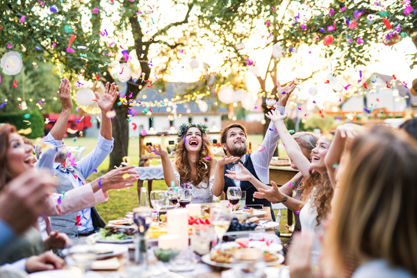 Top Tipps für die perfekte Gartenparty mit Checkliste von inabox.de