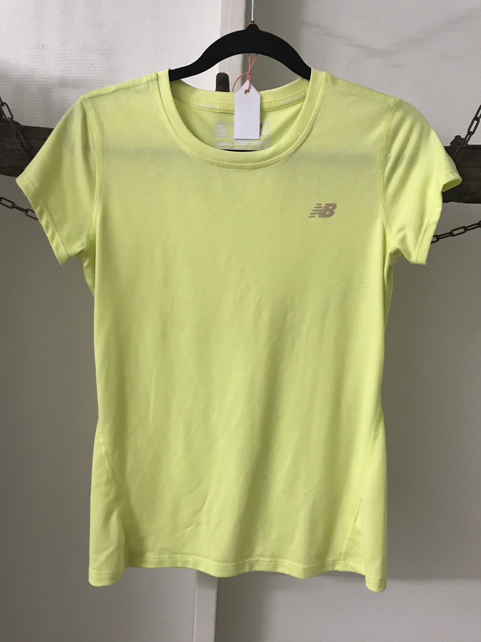 new balance t shirt yellow