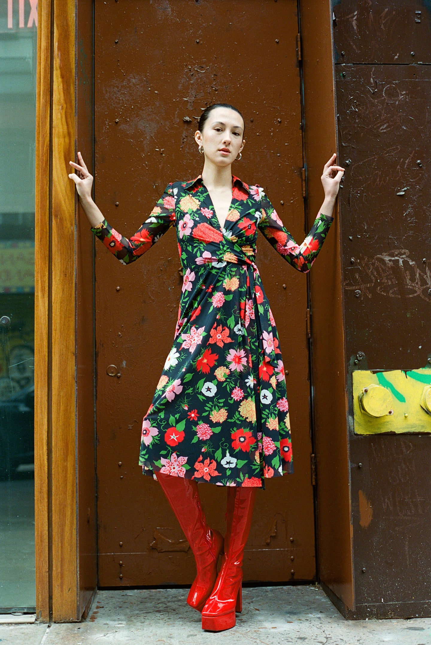 Image of Enid Wrap Dress - Mills Floral