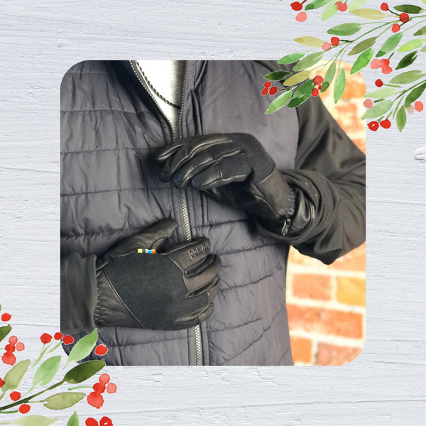 Smartwool's Ridgeway gloves are shown on a man. They are made of leather.