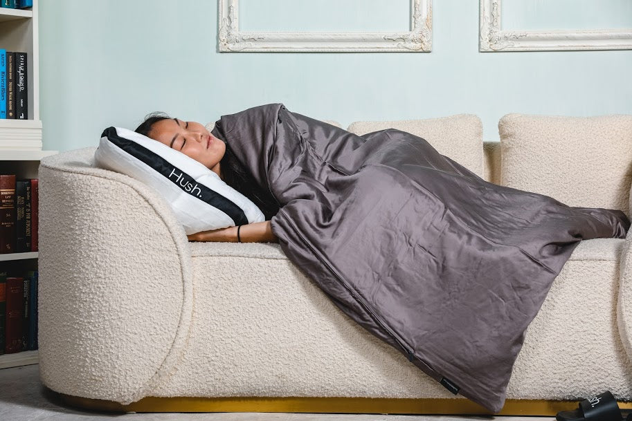 How To Stay Cool at Night: Essential Tips For Hot Sleepers – Hush Blankets