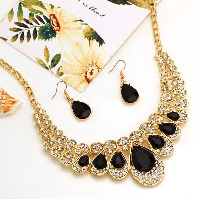 gold necklace costume jewelry