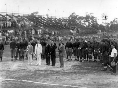 Remove your hat during any ceremonial event such as the Pledge of Allegiance or National Anthem.