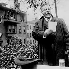 roosevelt speaking to crowd 3