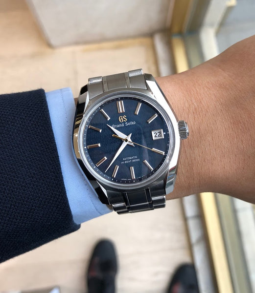Best Everyday Blue Dial Luxury Watches between $5,000 and $10,000 – C&C