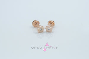 Aretes Flor Bebé