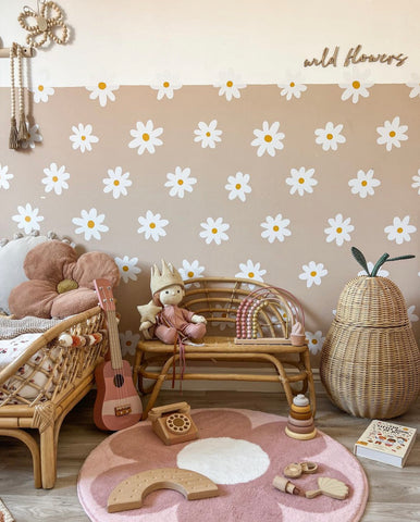 daisy nursery decor