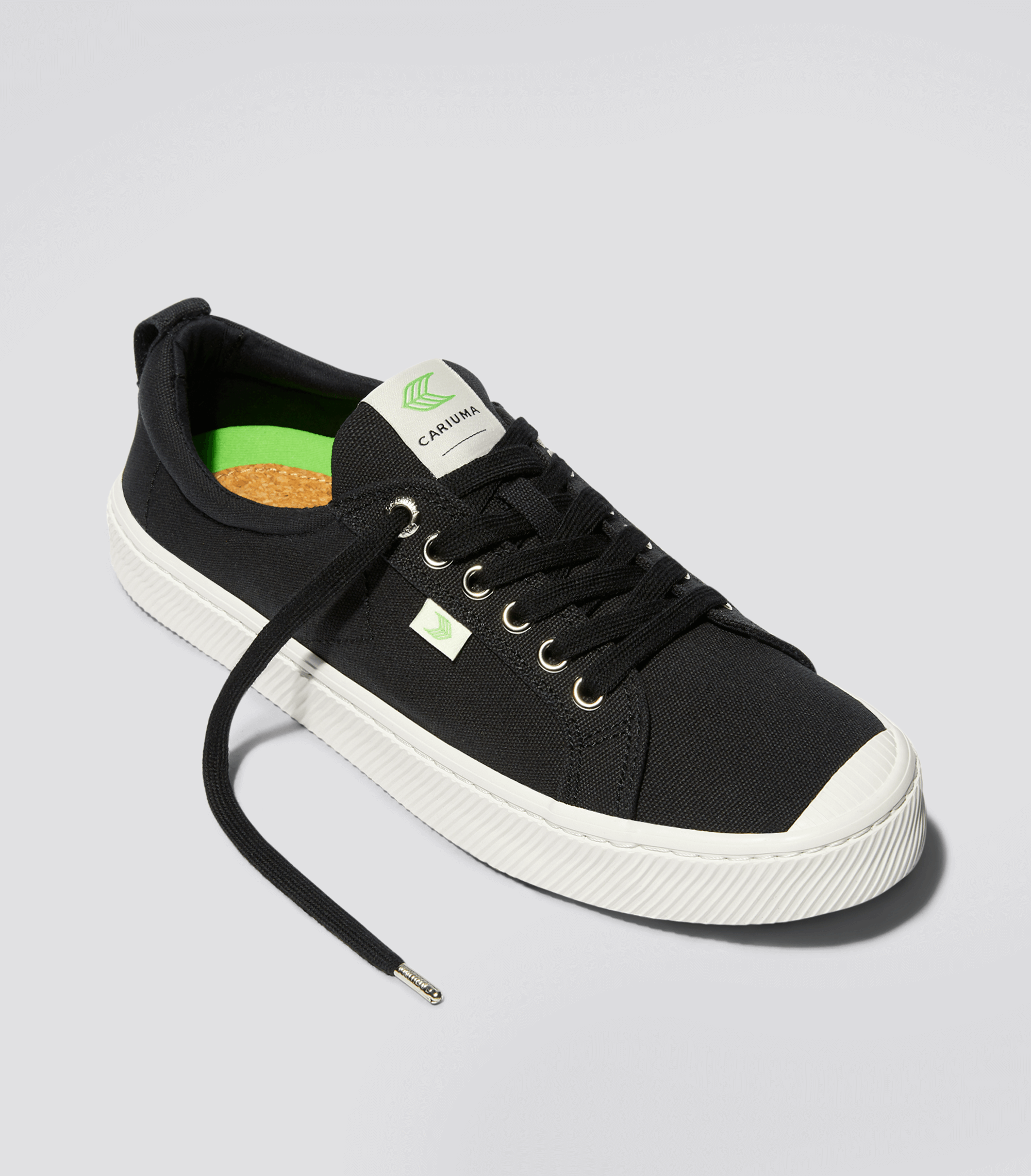 Oca Low Black Canvas