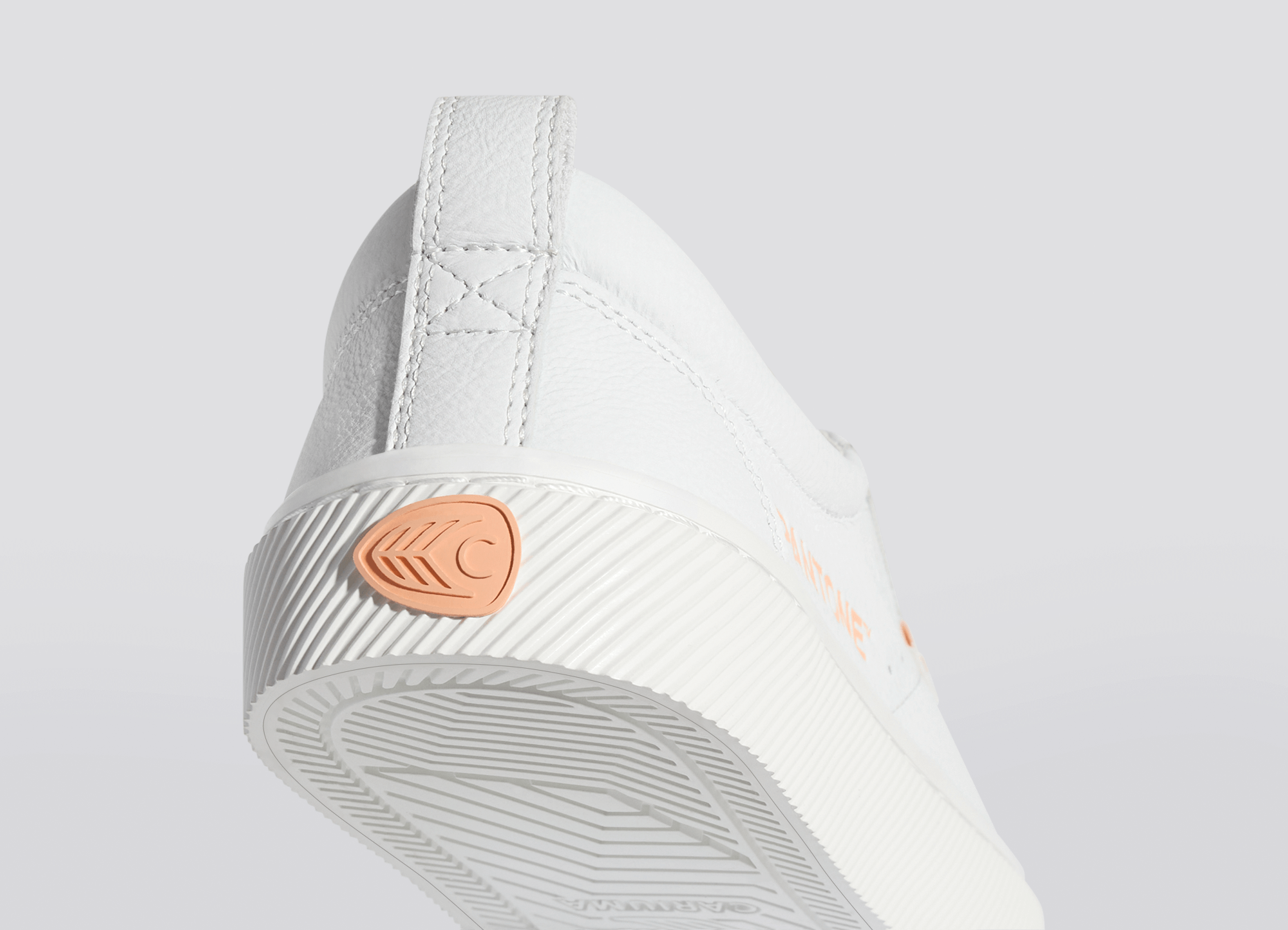 Women's Low Top White Premium Leather Sneakers | OCA Low Women / White Premium Leather / 6.5 by Cariuma