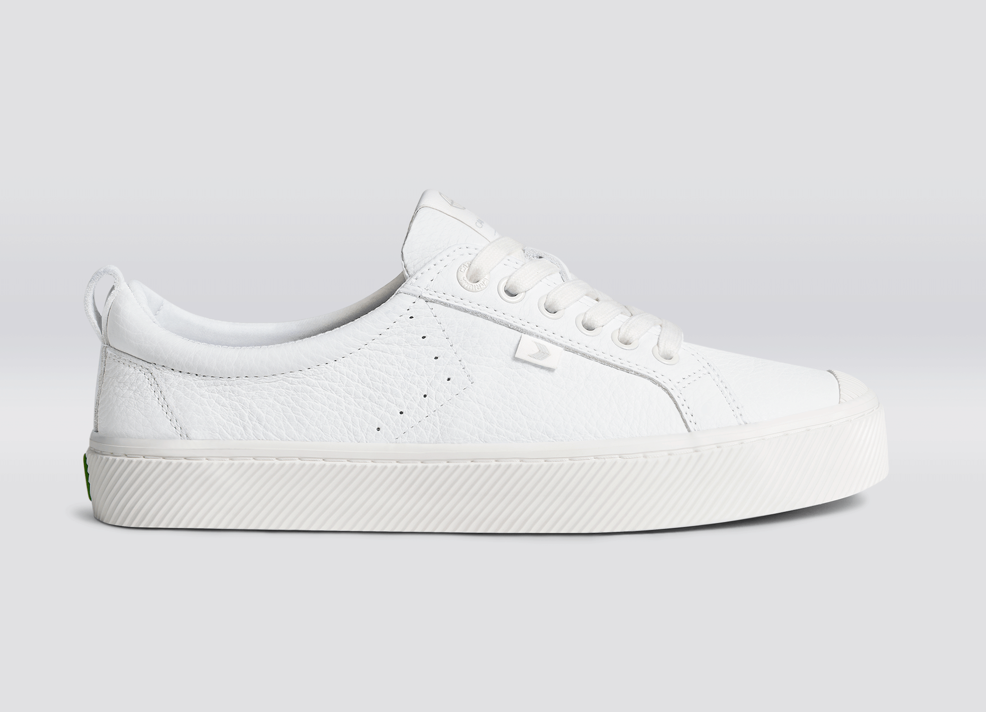 Women's Low Top White Premium Leather Sneakers | OCA Low Women / White Premium Leather / 6.5 by Cariuma