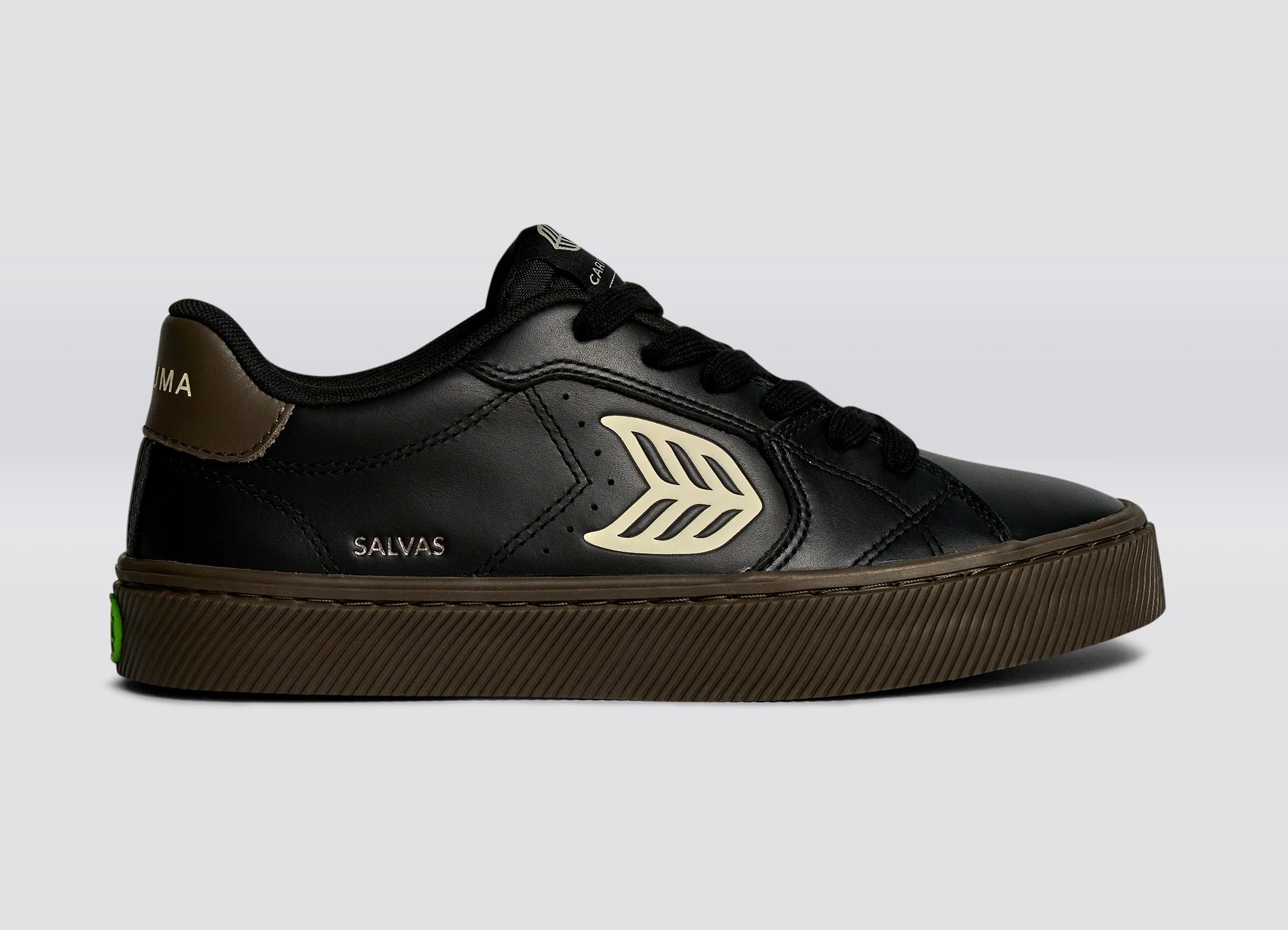 Cariuma Salvas Teak Black Leather Ivory Logo Sneaker Men