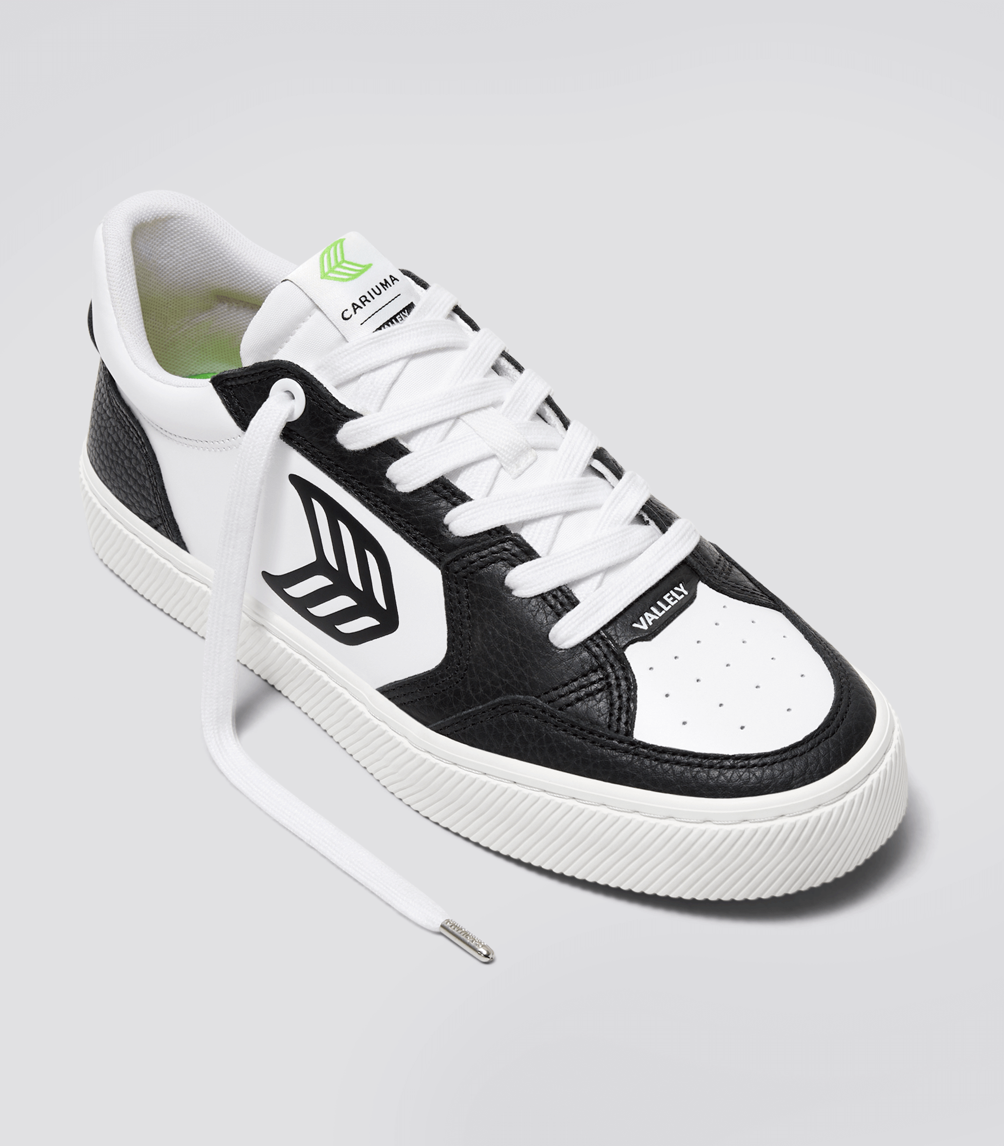 vallely_white_premium_leather_black_and_black.png__PID:e0aa27d0-f2eb-40c4-b555-5a8ca38317ee