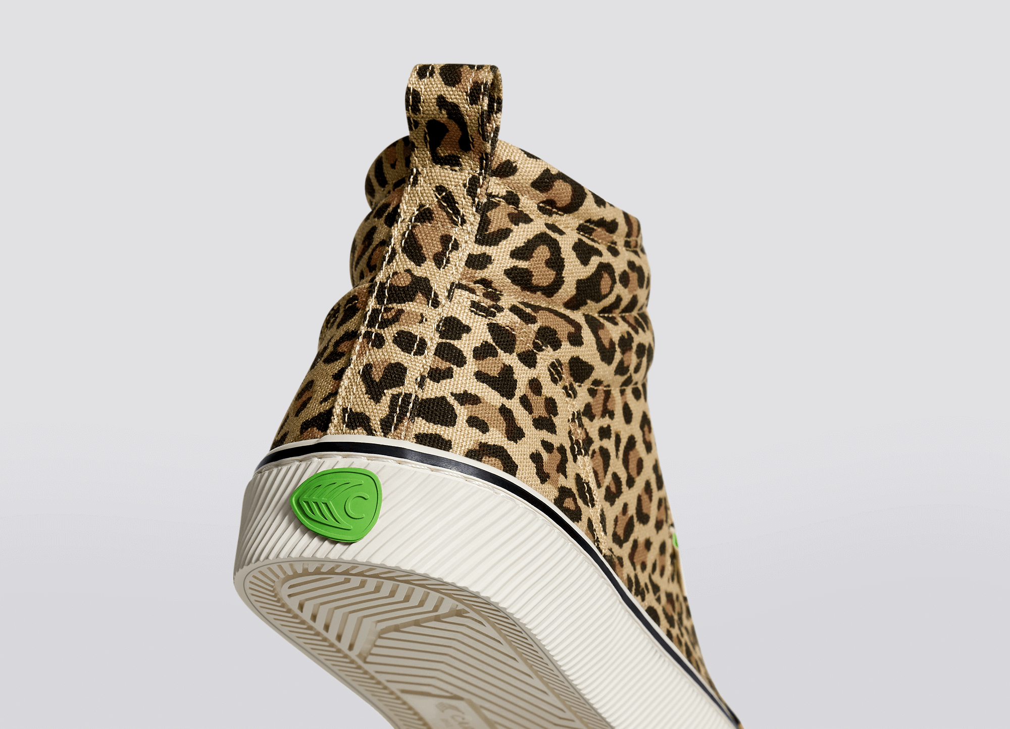 CARIUMA: Leopard Print High Top Sneakers High