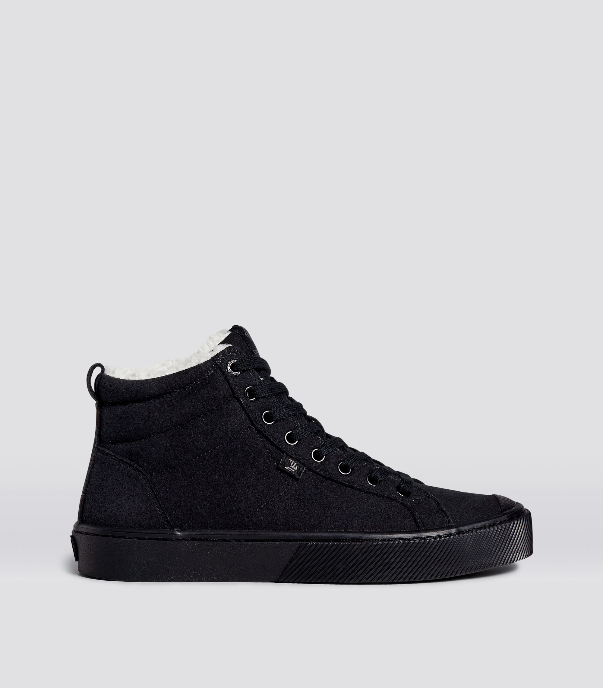 CARIUMA: Women's Thermal High Top All Black Sneaker